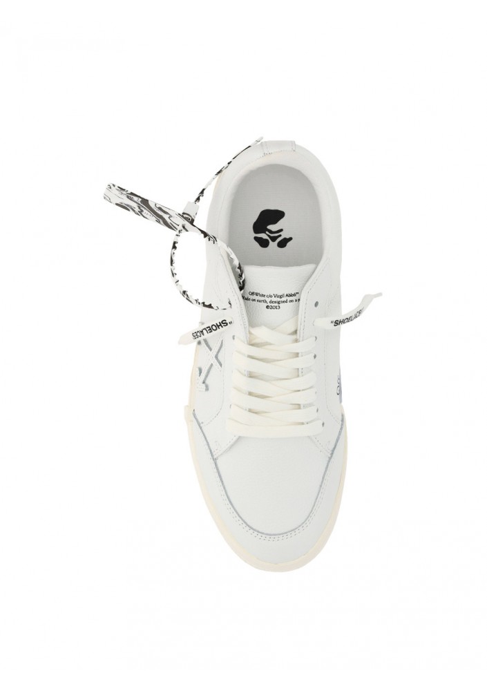 OFF-WHITE